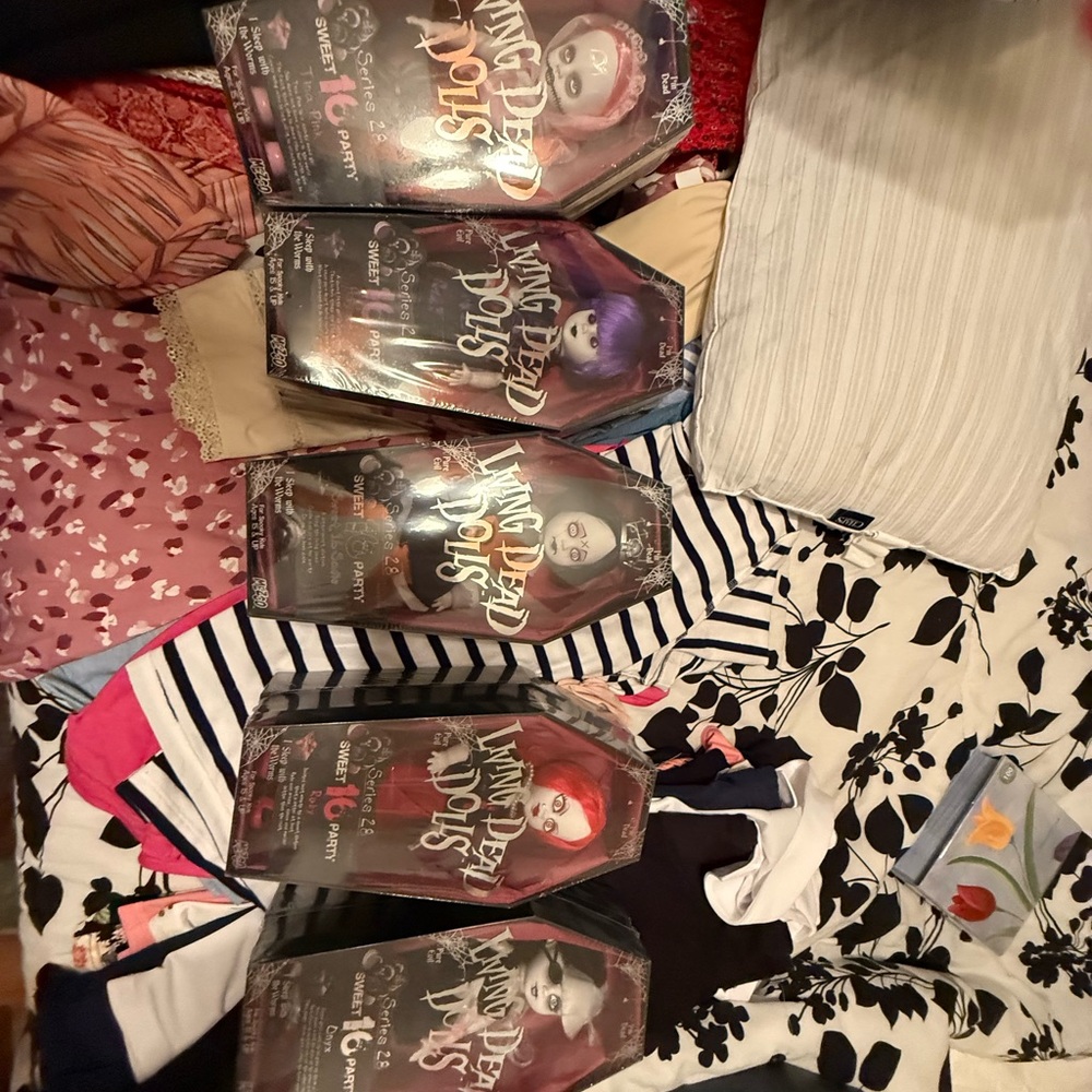 Living dead dolls, Sweet 16 party